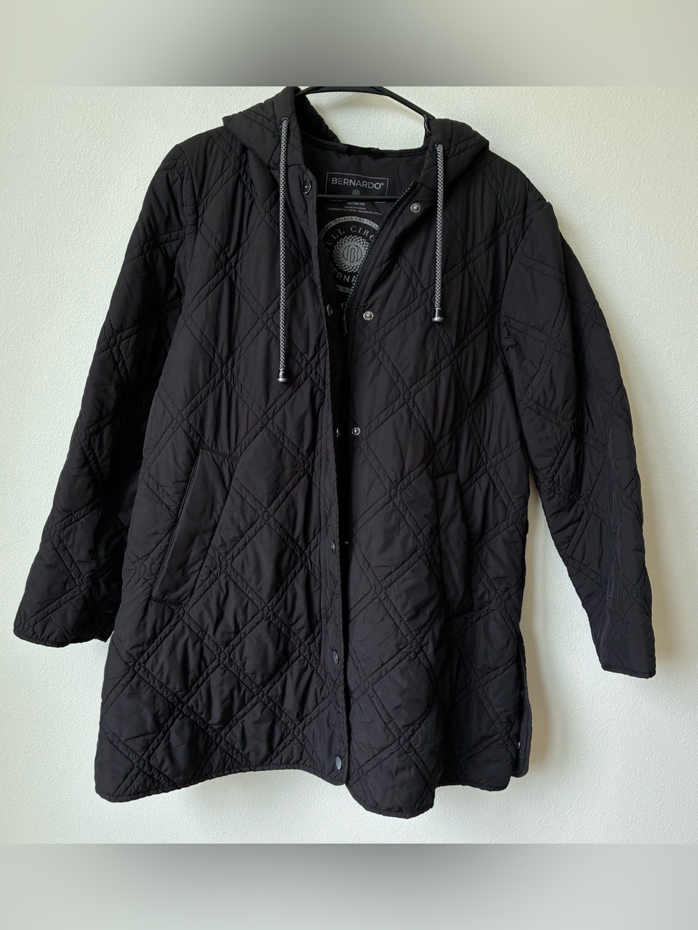 Bernardo EcoPlume Black Quilted Hooded Coat Medium